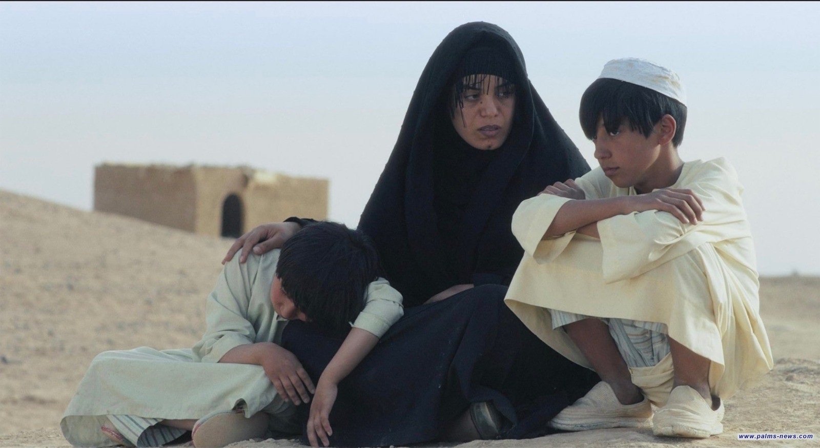 الفيلم العراقي "أناشيد آدم" متوجاً في "مهرجان وهران للفيلم العربي